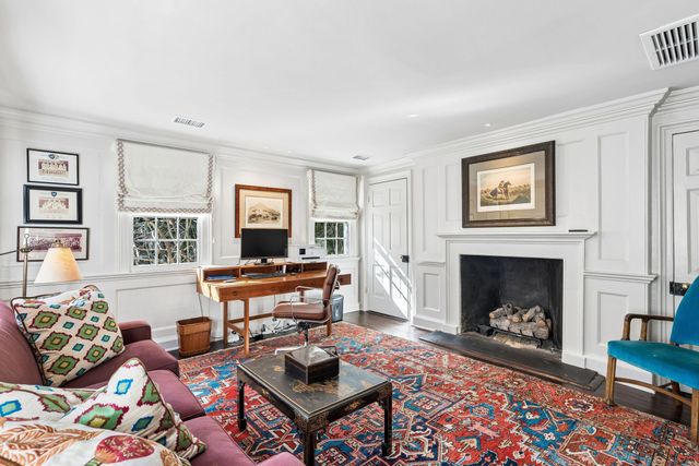 60 Church Street, Charleston, SC 29401