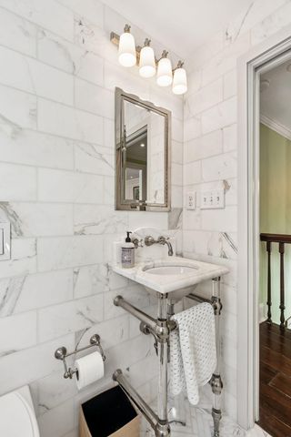 60 Church Street, Charleston, SC 29401