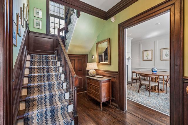 60 Church Street, Charleston, SC 29401