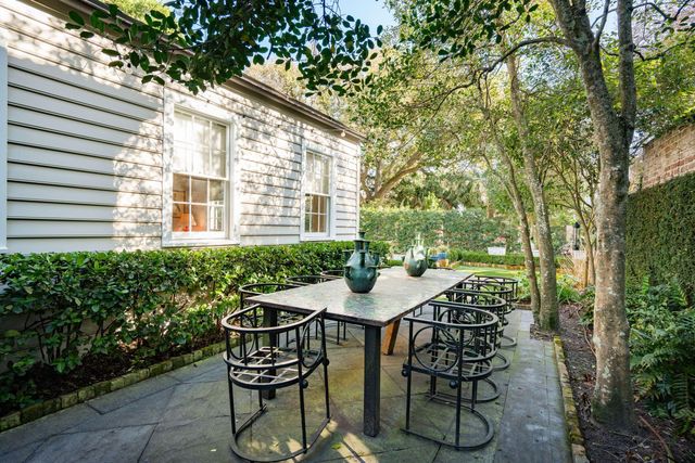 60 Church Street, Charleston, SC 29401