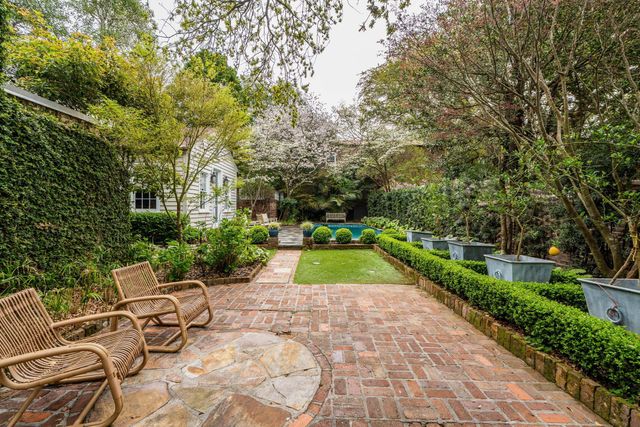 60 Church Street, Charleston, SC 29401