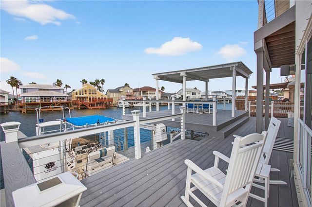 15345 Yardarm Ct, Corpus Christi, TX 78418