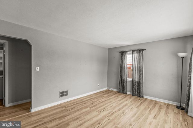 102 ROCKWOOD AVE, York, PA 17406