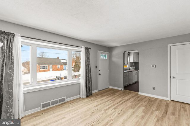 102 ROCKWOOD AVE, York, PA 17406