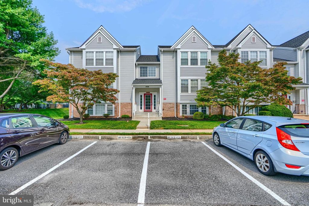 4 WHIPS LN #35, Baltimore, MD 21236