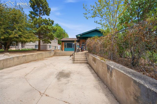 610 Hilltop Drive, Colorado Springs, CO 80905