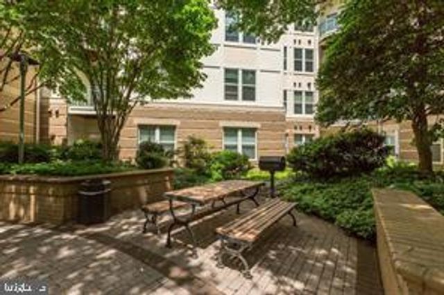 12000 MARKET ST #110, Reston, VA 20190