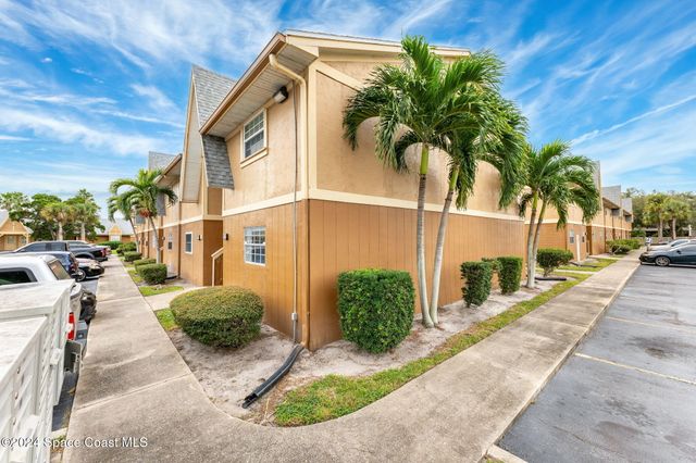 132 Bristol Court, Melbourne, FL 32935