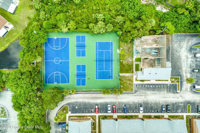 132 Bristol Court, Melbourne, FL 32935