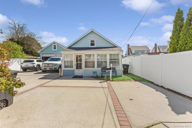 55 Prospect Avenue, East Rockaway, NY 11518