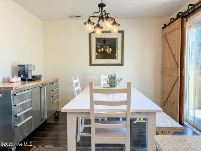 122 Tanbark Drive, Jacksonville, NC 28546