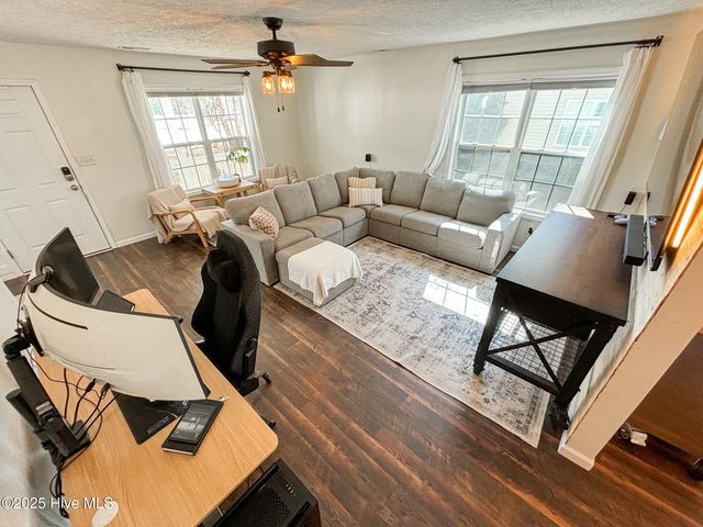 122 Tanbark Drive, Jacksonville, NC 28546