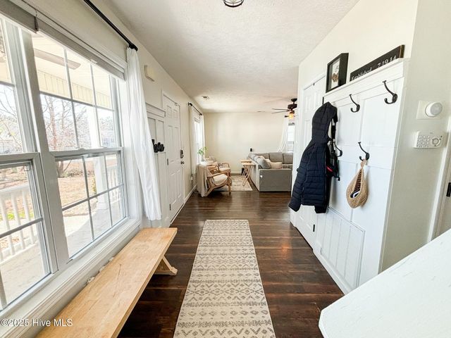 122 Tanbark Drive, Jacksonville, NC 28546