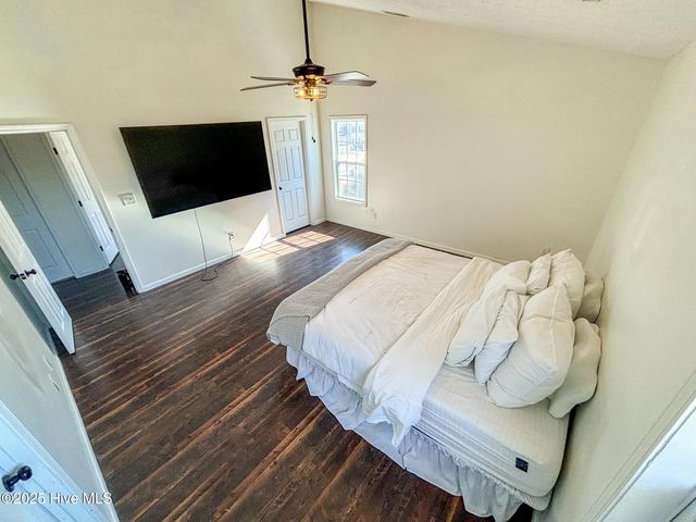 122 Tanbark Drive, Jacksonville, NC 28546