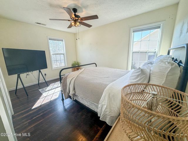 122 Tanbark Drive, Jacksonville, NC 28546