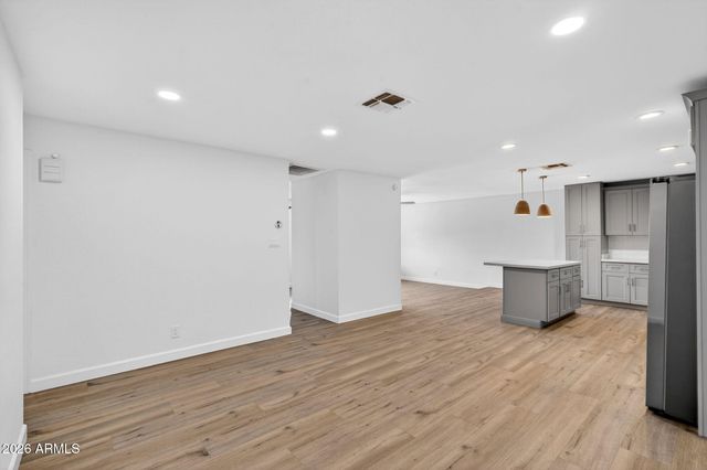 198 W KENT Drive, Chandler, AZ 85225