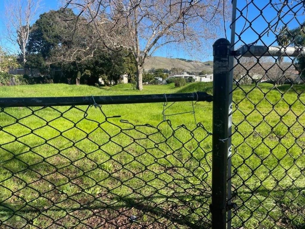 Image 12 of property listing at 28538 Huntwood Avenue, Hayward, CA 94544