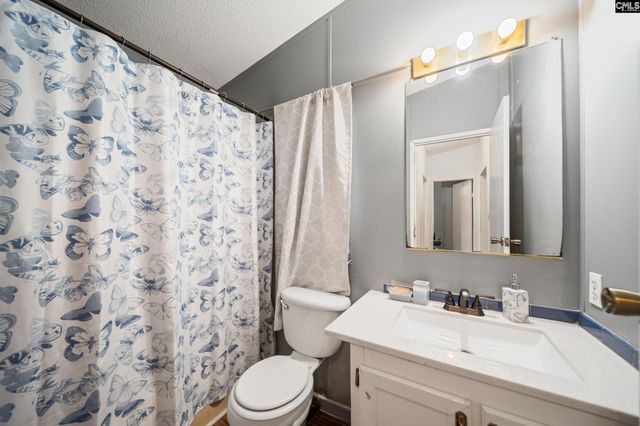 64 Favor Road, Camden, SC 29020
