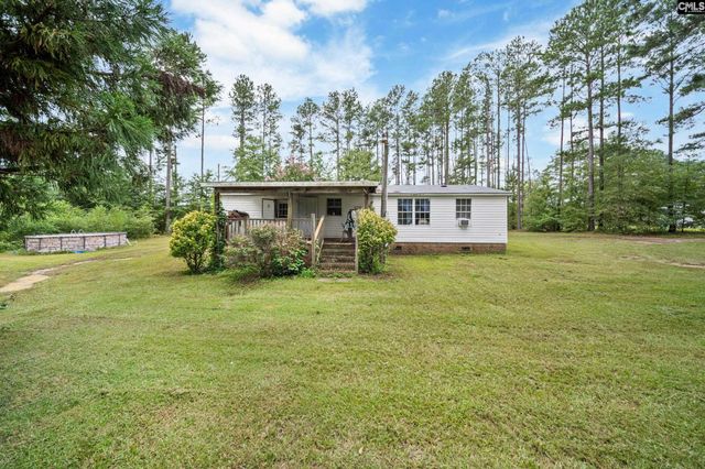 64 Favor Road, Camden, SC 29020