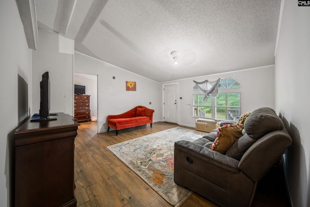 64 Favor Road, Camden, SC 29020