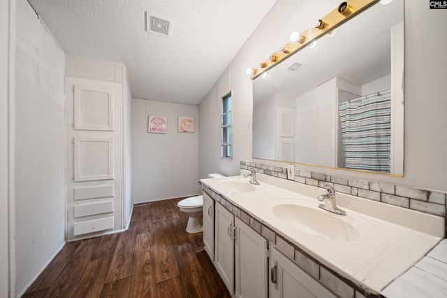 64 Favor Road, Camden, SC 29020