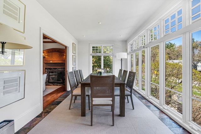 1 Graystone Ln, Weston, MA 02493