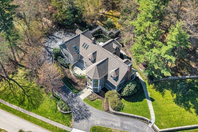 1 Graystone Ln, Weston, MA 02493