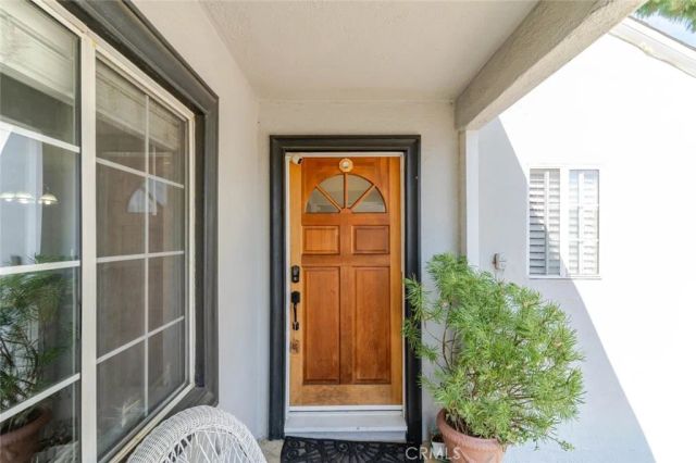 17268 San Fernando Mission Boulevard, Granada Hills, CA 91344