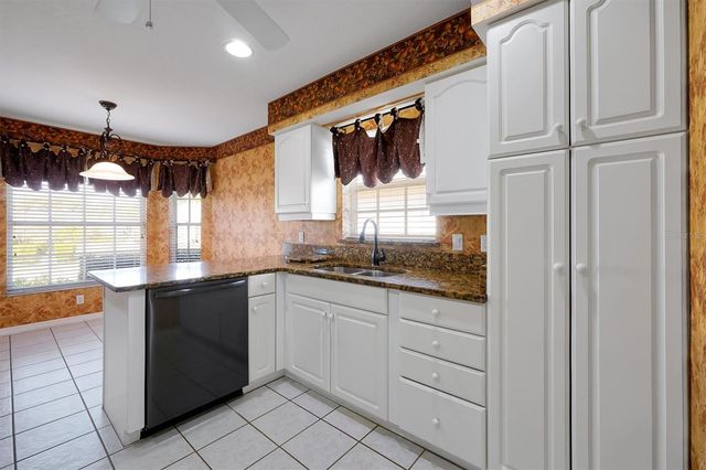 1458 GRAND CAYMAN CIRCLE, Winter Haven, FL 33884