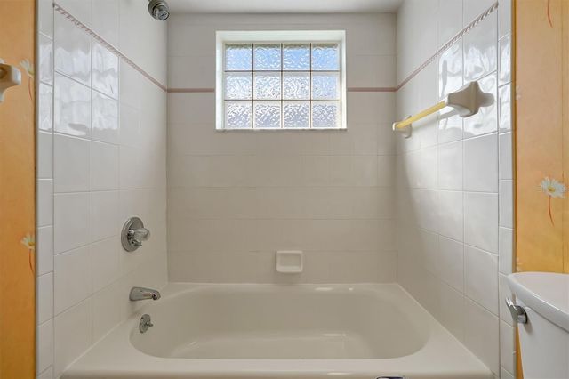 1458 GRAND CAYMAN CIRCLE, Winter Haven, FL 33884