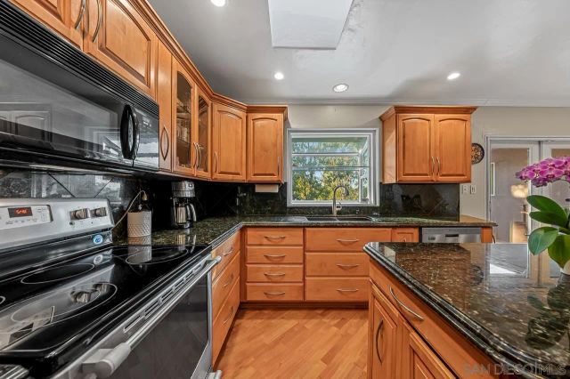 7212 Florey St, San Diego, CA 92122