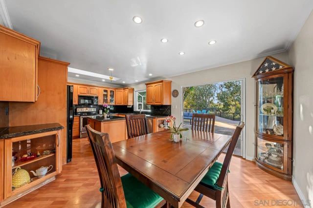 7212 Florey St, San Diego, CA 92122