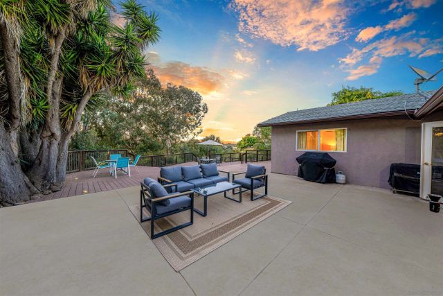 7212 Florey St, San Diego, CA 92122