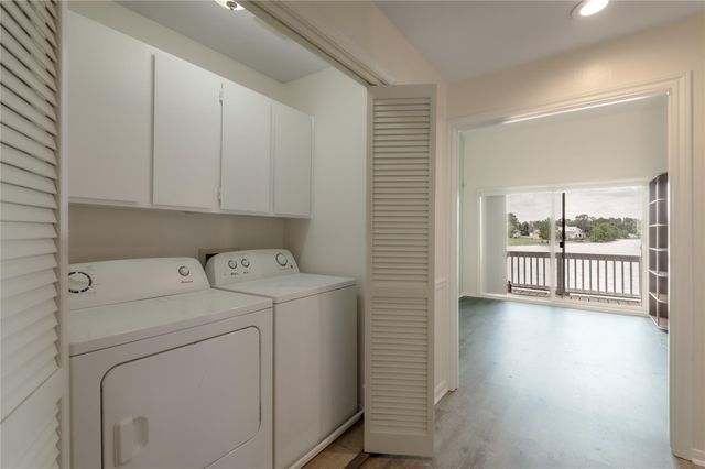 208 Waters Edge, Huntsville, TX 77340