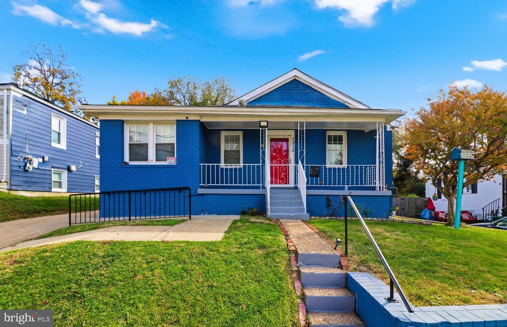 1315 CHAPELWOOD LN, Capitol Heights, MD 20743