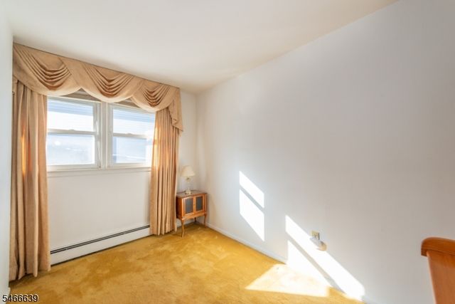 823 Alps Rd, Wayne Twp., NJ 07470