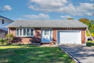823 Alps Rd, Wayne Twp., NJ 07470