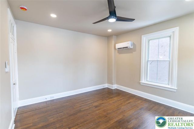 706 Main Street 2, Bethlehem City, PA 18017