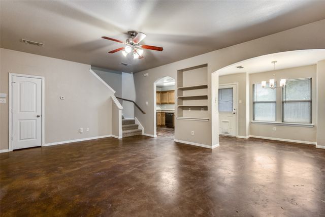 606 E College Street, Princeton, TX 75407