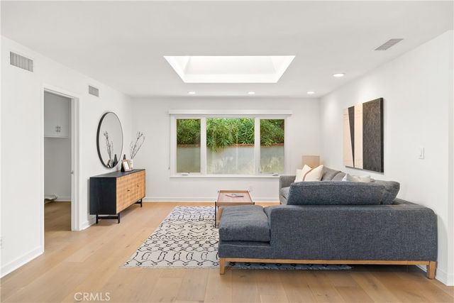 4801 Hermano, Tarzana, CA 91356