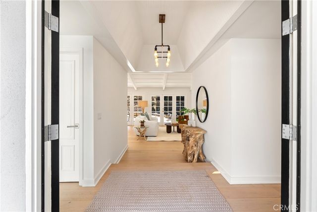 4801 Hermano, Tarzana, CA 91356