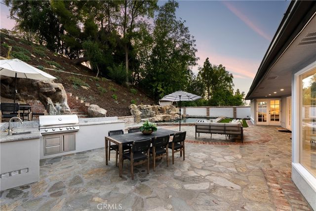 4801 Hermano, Tarzana, CA 91356