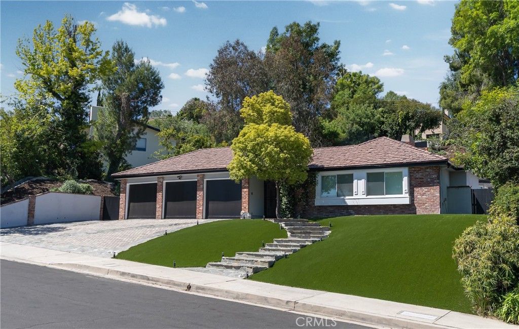 4801 Hermano, Tarzana, CA 91356