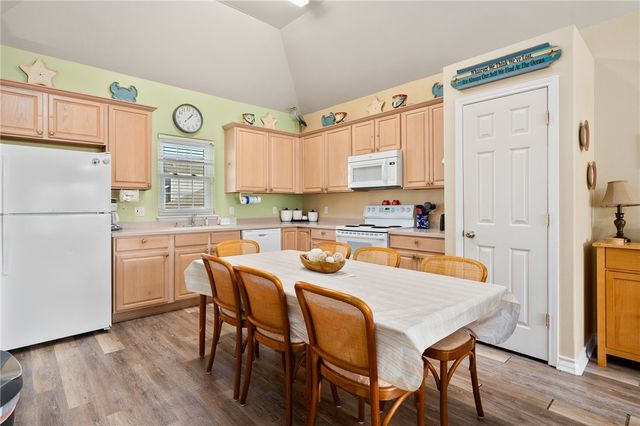 2026 S 11th St 4, Port Aransas, TX 78373