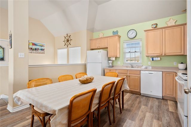 2026 S 11th St 4, Port Aransas, TX 78373