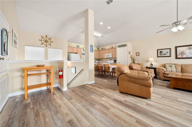 2026 S 11th St 4, Port Aransas, TX 78373