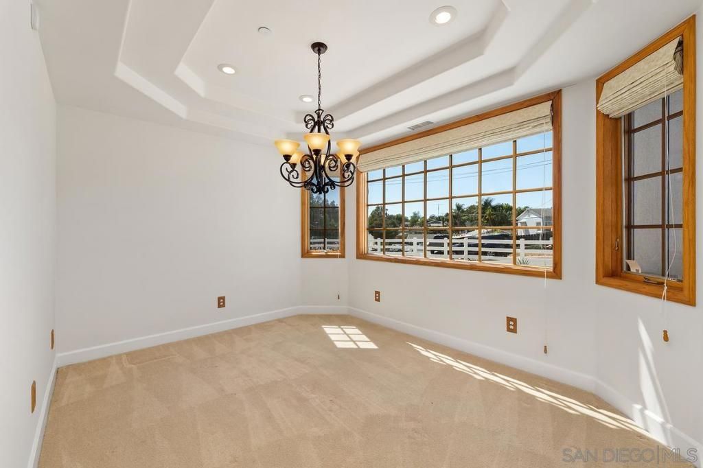 Image 17 of property listing at 1922 SUNCREST BLVD, El Cajon, CA 92021