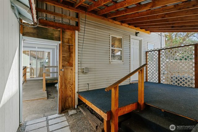 203 S Sprague Street, Ellensburg, WA 98926