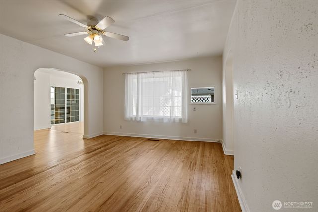 203 S Sprague Street, Ellensburg, WA 98926