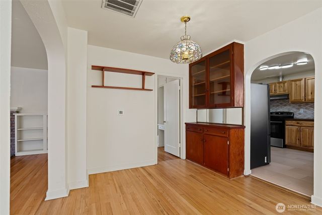 203 S Sprague Street, Ellensburg, WA 98926